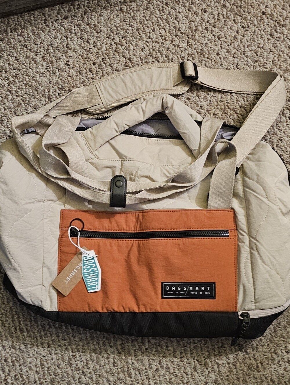 Bagsmart Paz 34L Duffle - Picture 3 of 8